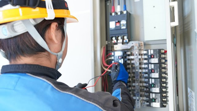 株式会社コムテックエンジニアリング 電気工事や消防設備の監理業務を運営